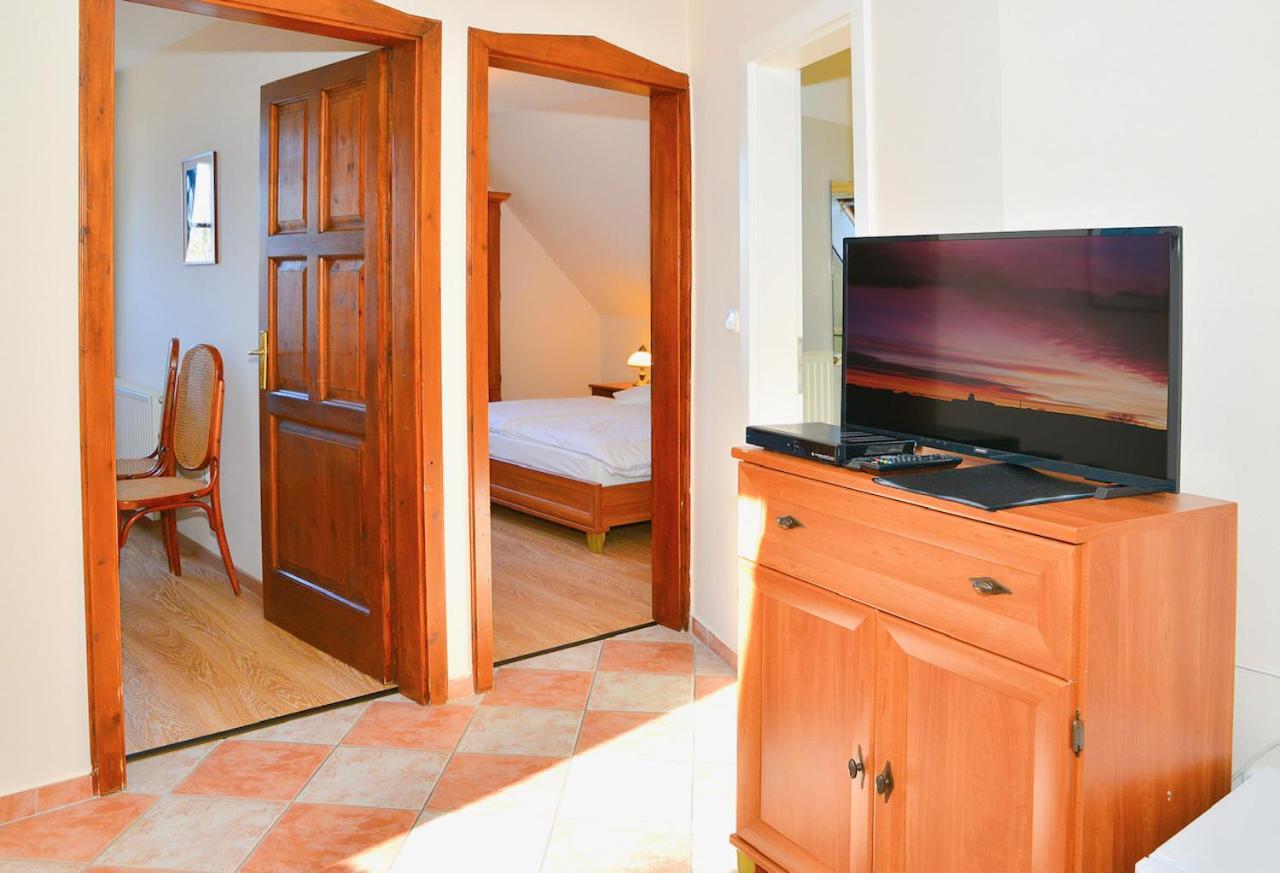 Hegykő Nyerges Vendegfogado Bed & Breakfast エクステリア 写真